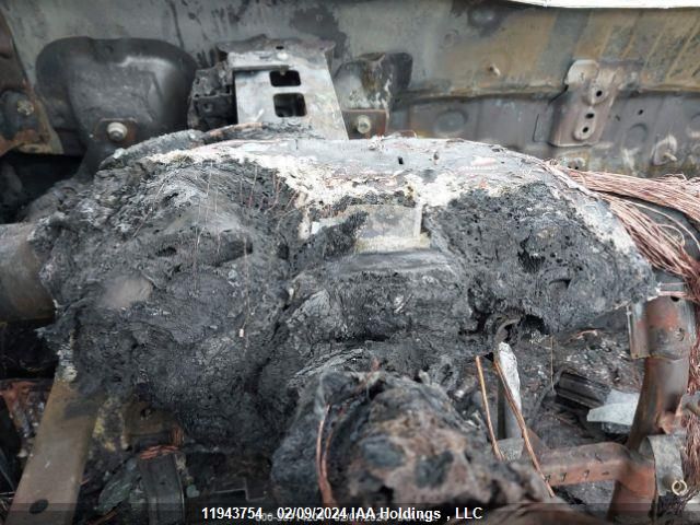 2017 Hyundai Santa Fe Sport 2.4 Se VIN: 5XYZUDLB4HG470666 Lot: 11943754