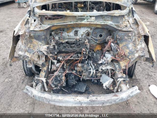 2017 Hyundai Santa Fe Sport 2.4 Se VIN: 5XYZUDLB4HG470666 Lot: 11943754