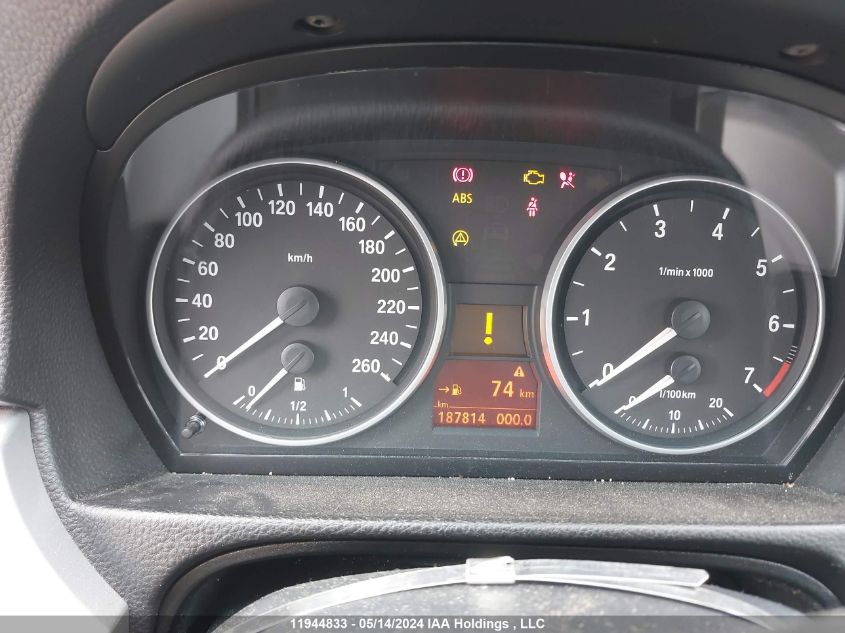 2007 BMW 3 Series VIN: WBAVH13547KR82204 Lot: 11944833