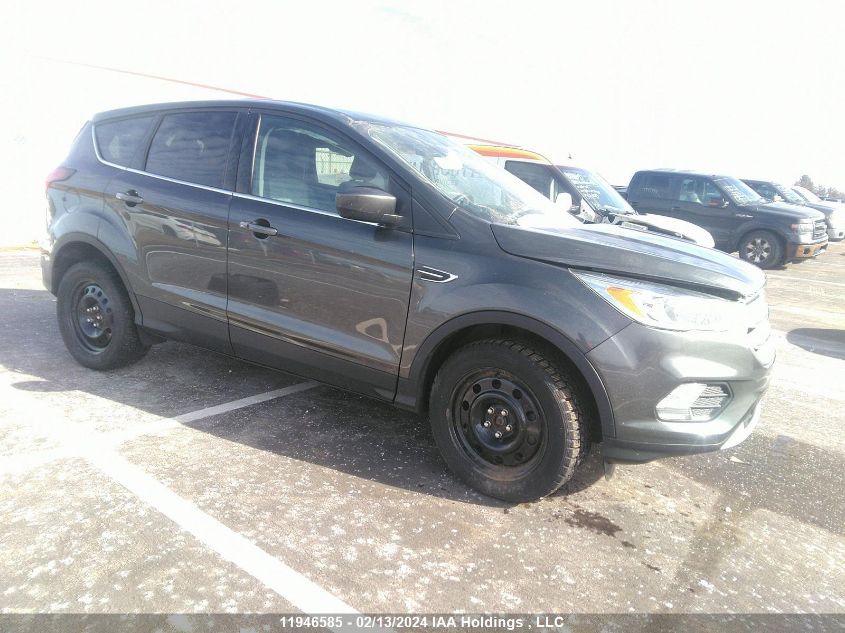 2019 Ford Escape Se VIN: 1FMCU9GD7KUC40247 Lot: 11946585