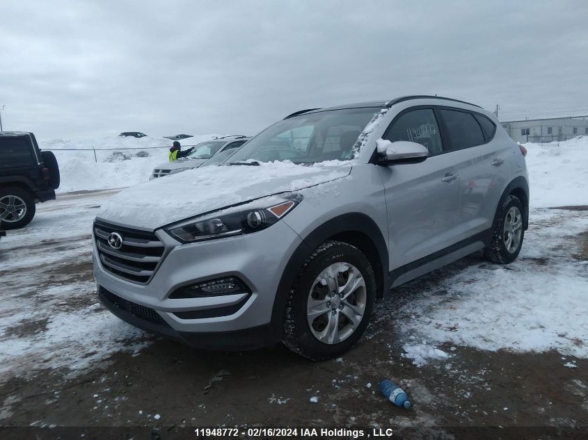 2017 Hyundai Tucson Se VIN: KM8J33A49HU587264 Lot: 39242871