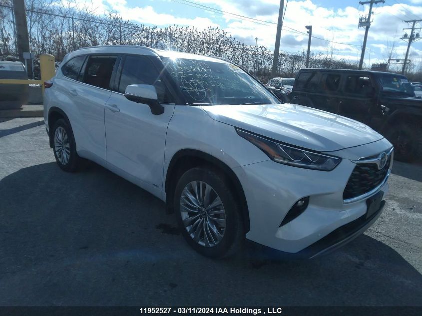 2023 Toyota Highlander Hybrid Limited/Hybrid Platinum VIN: 5TDEBRCH9PS589529 Lot: 11952527