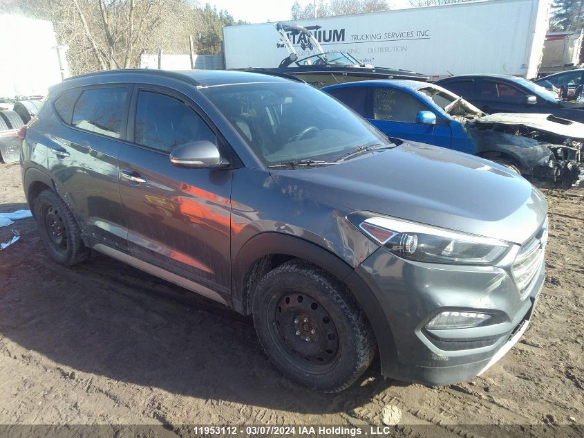 2017 Hyundai Tucson Limited/Sport And Eco/Se VIN: KM8J3CA25HU281516 Lot: 11953112