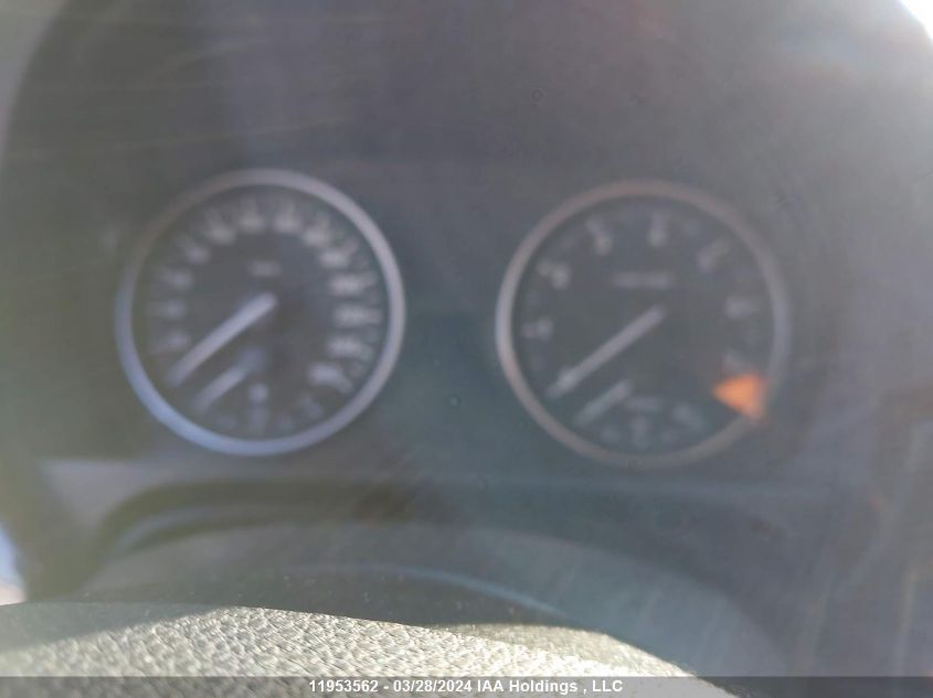 2011 BMW 3 Series VIN: WBAPK7C52BF085980 Lot: 39227589