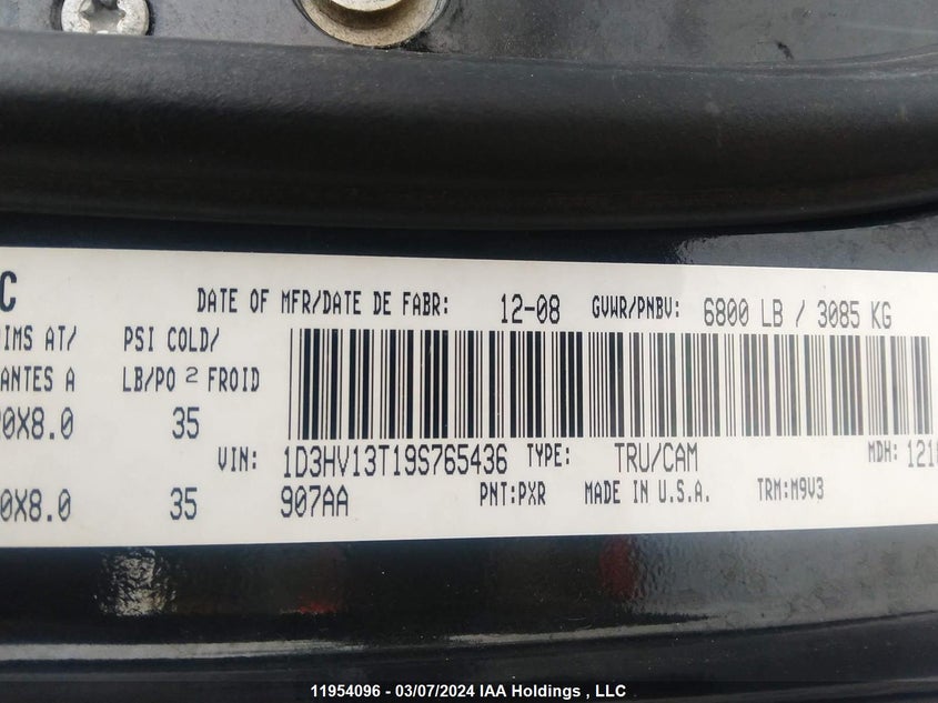 2009 Dodge Ram 1500 VIN: 1D3HV13T19S765436 Lot: 11954096