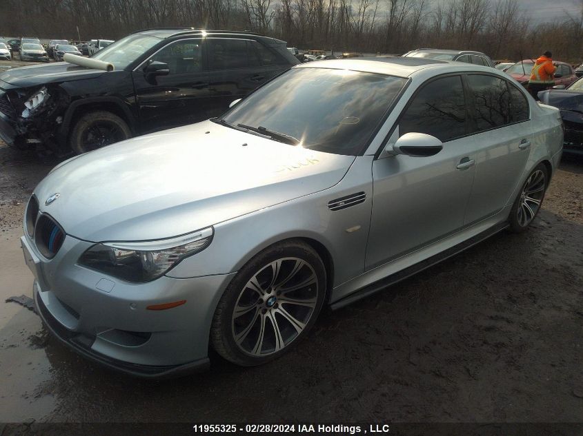 2008 BMW M5 VIN: WBSNB93518CX09826 Lot: 11955325