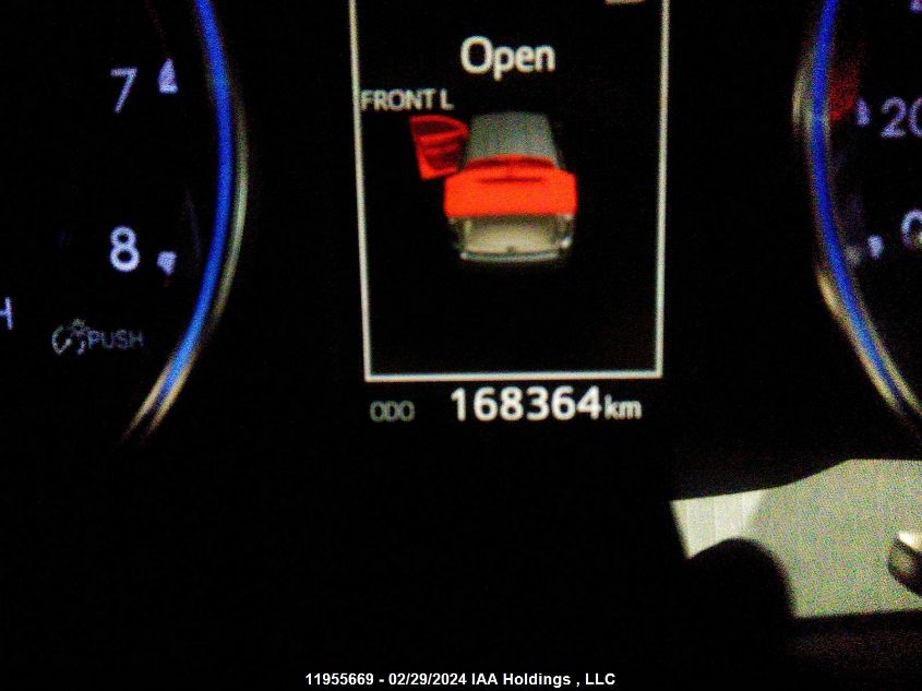 2016 Toyota Highlander Xle VIN: 5TDJKRFH5GS295670 Lot: 39241357