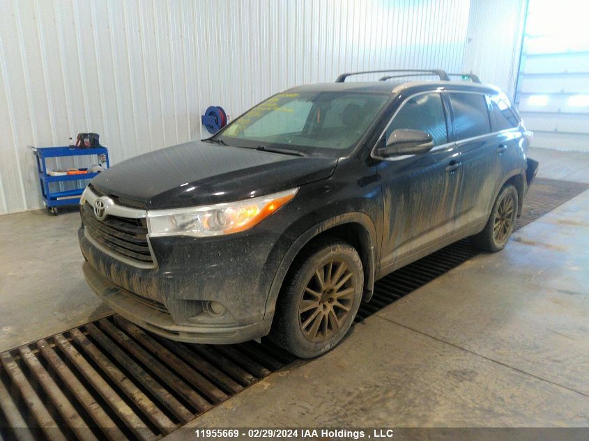 2016 Toyota Highlander Xle VIN: 5TDJKRFH5GS295670 Lot: 39241357