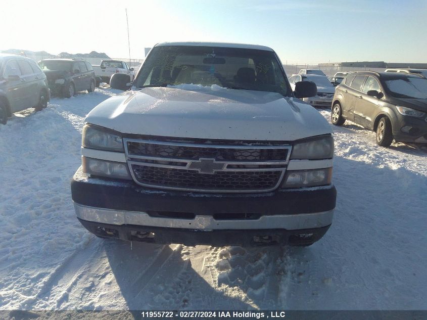 2006 Chevrolet Silverado K2500 Heavy Duty VIN: 1GCHK23U46F129372 Lot: 11955722