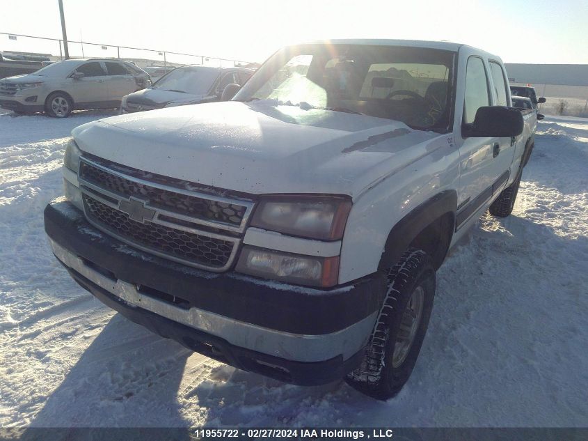 2006 Chevrolet Silverado K2500 Heavy Duty VIN: 1GCHK23U46F129372 Lot: 11955722