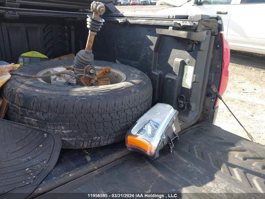 2005 Chevrolet Avalanche VIN: 3GNEK12TX5G240017 Lot: 11956595