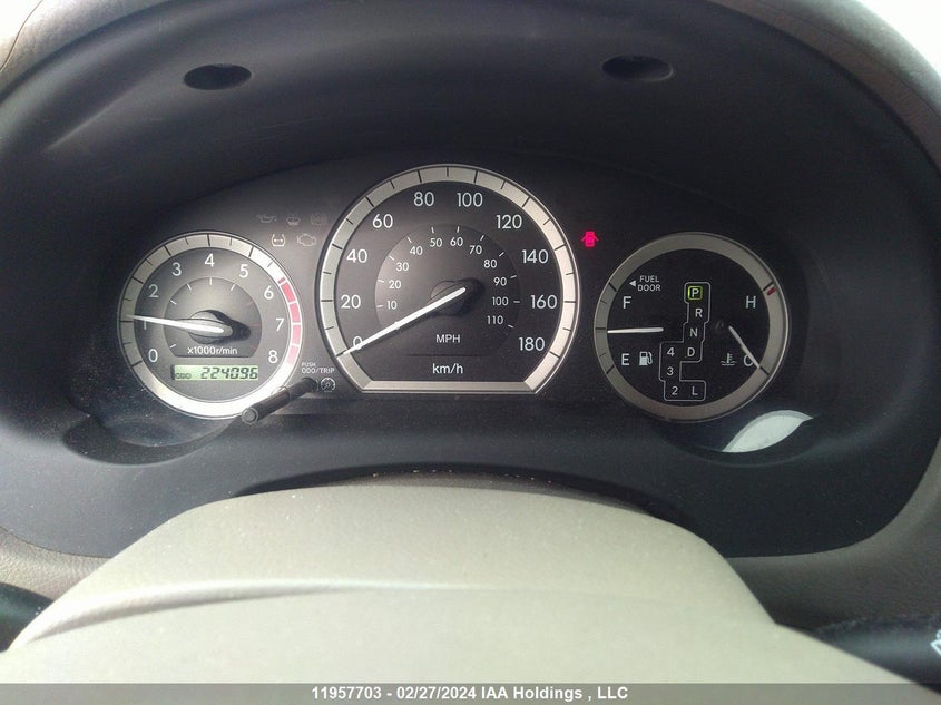 2004 Toyota Sienna Ce/Le VIN: 5TDZA23C04S096737 Lot: 11957703