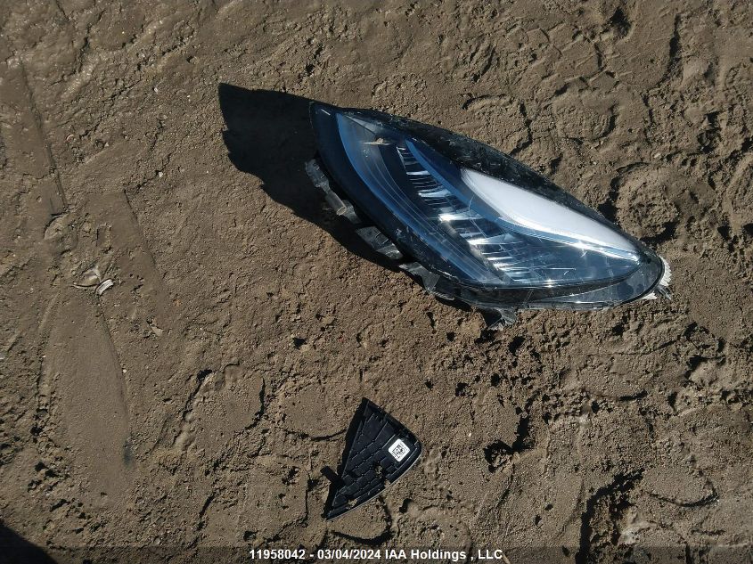 2023 Tesla Model Y VIN: 7SAYGAEE0PF607118 Lot: 11958042