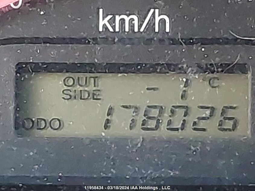 2004 Toyota Corolla Ce/Le/S VIN: 2T1BR32E14C805137 Lot: 39240895