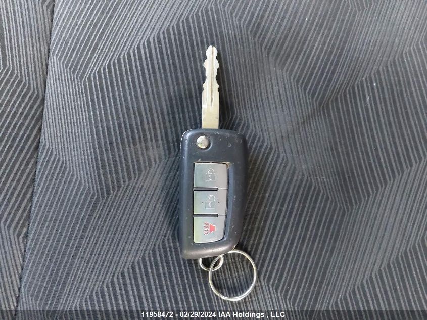 2016 Nissan Rogue VIN: 5N1AT2MVXGC779635 Lot: 39236485