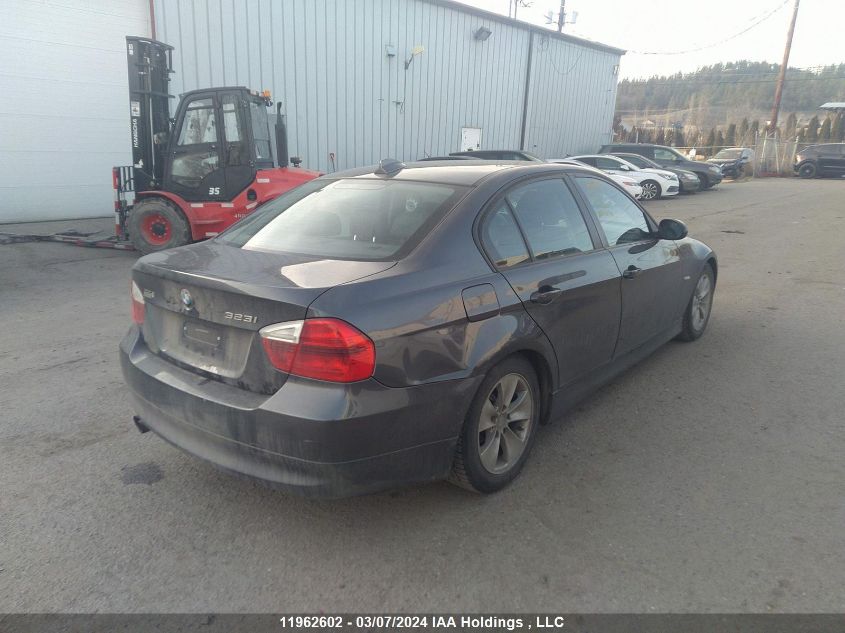 2007 BMW 3 Series VIN: WBAVH13577KC96774 Lot: 11962602