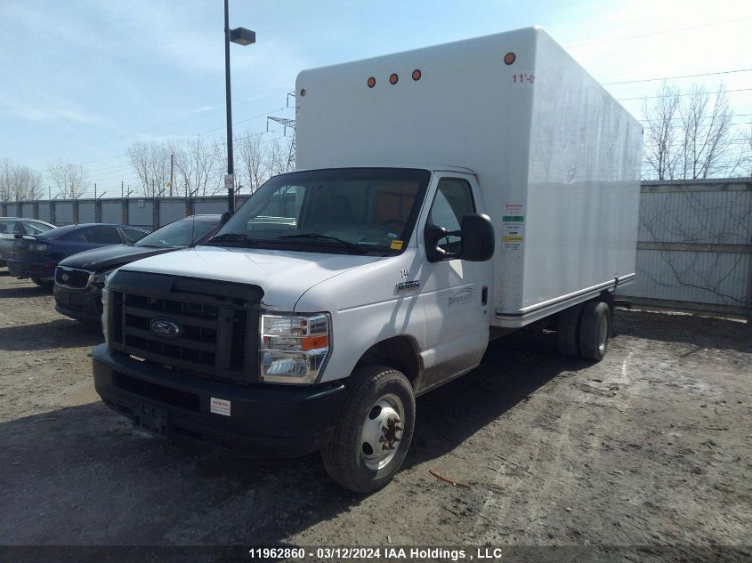 2019 Ford Econoline E450 Super Duty Cutaway Van VIN: 1FDXE4FS7KDC62735 Lot: 11962860