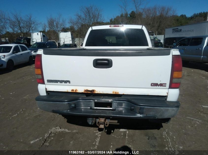 2003 GMC Sierra 2500Hd VIN: 1GTHK23103F183981 Lot: 11963162