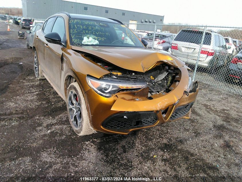 2023 Alfa Romeo Stelvio Ti/Lusso/Veloce/Estrema VIN: ZASPAKBN3P7D56435 Lot: 39221826