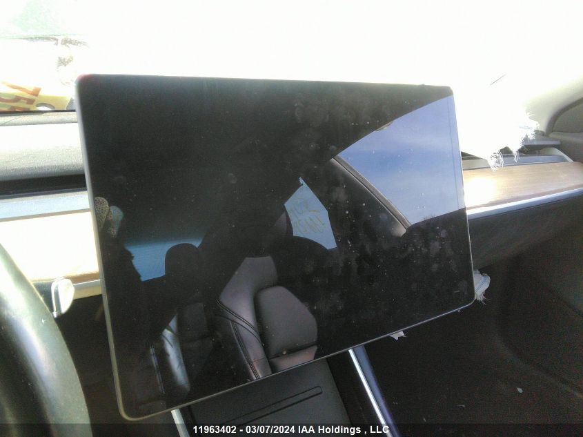 2018 Tesla Model 3 Long Range/Mid Range VIN: 5YJ3E1EA2JF095881 Lot: 11963402