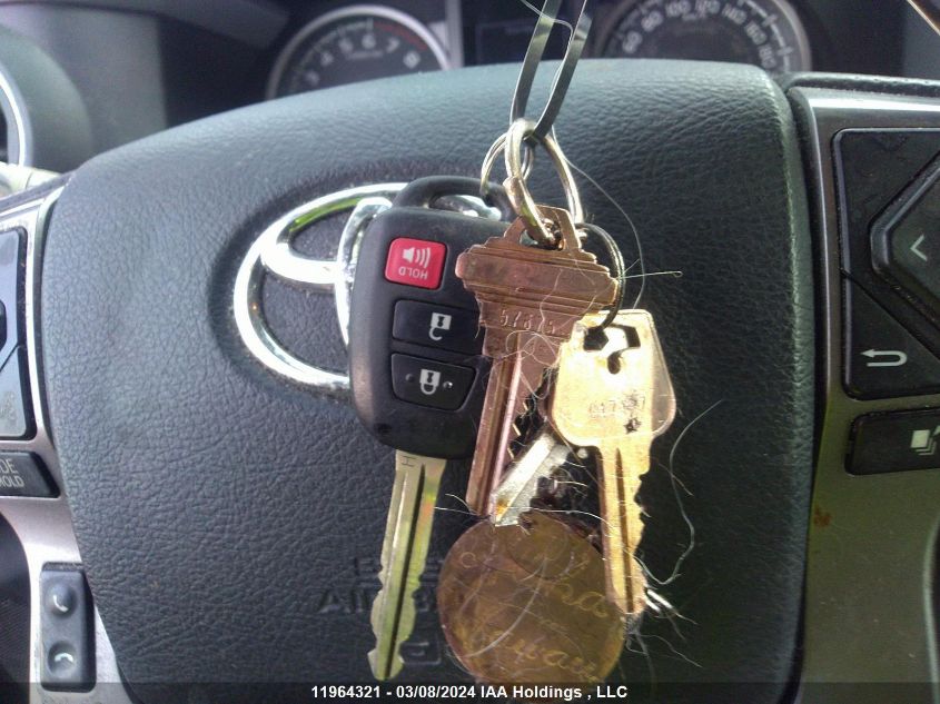 2017 Toyota Tacoma Dbl Cab/Sr5/Trd Sport/Or VIN: 5TFDZ5BN0HX018465 Lot: 11964321