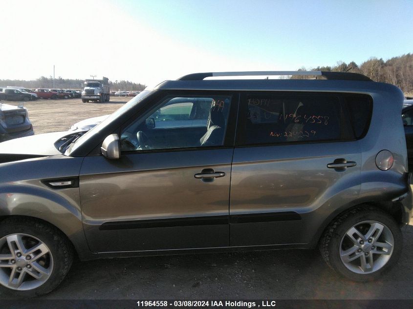 2011 Kia Soul +/!/Sport VIN: KNDJT2A28B7224229 Lot: 11964558