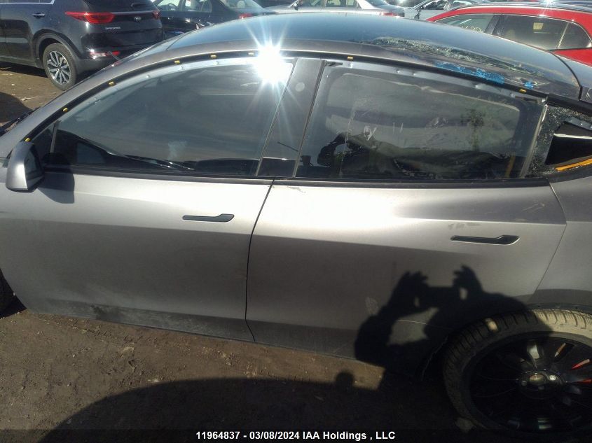 2022 Tesla Model Y VIN: 7SAYGDEF9NF565295 Lot: 11964837