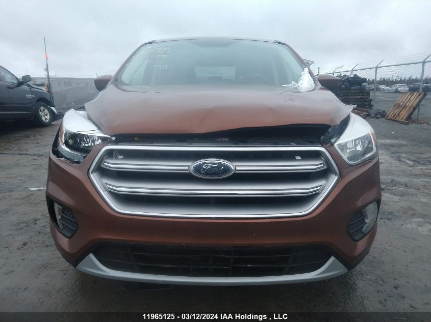 2017 Ford Escape Se VIN: 1FMCU9GDXHUA71737 Lot: 11965125