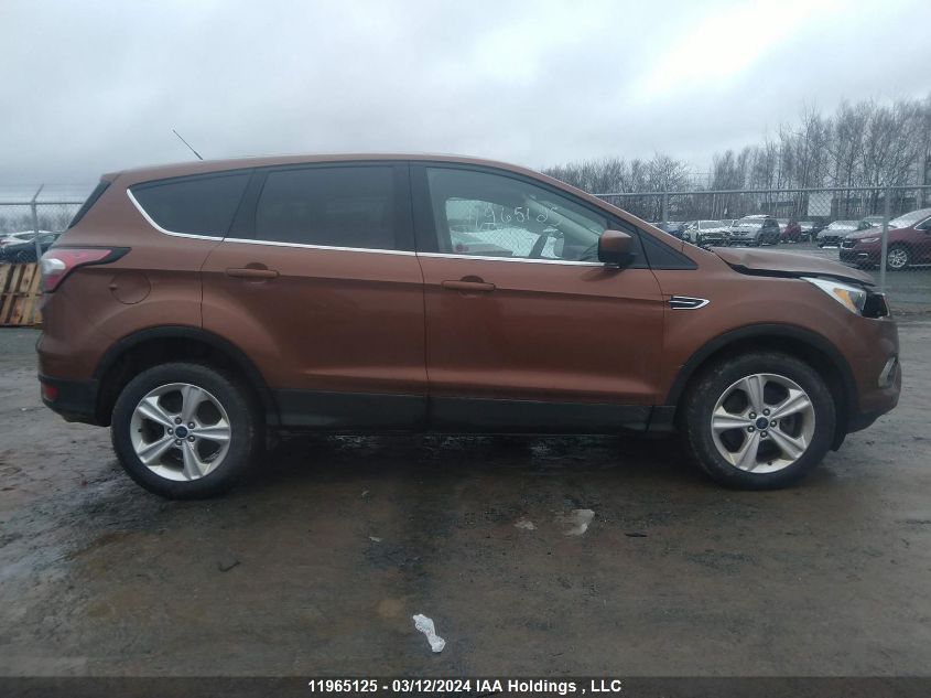 2017 Ford Escape Se VIN: 1FMCU9GDXHUA71737 Lot: 11965125