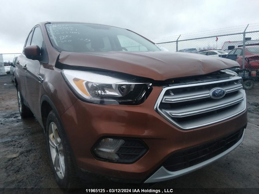 2017 Ford Escape Se VIN: 1FMCU9GDXHUA71737 Lot: 11965125