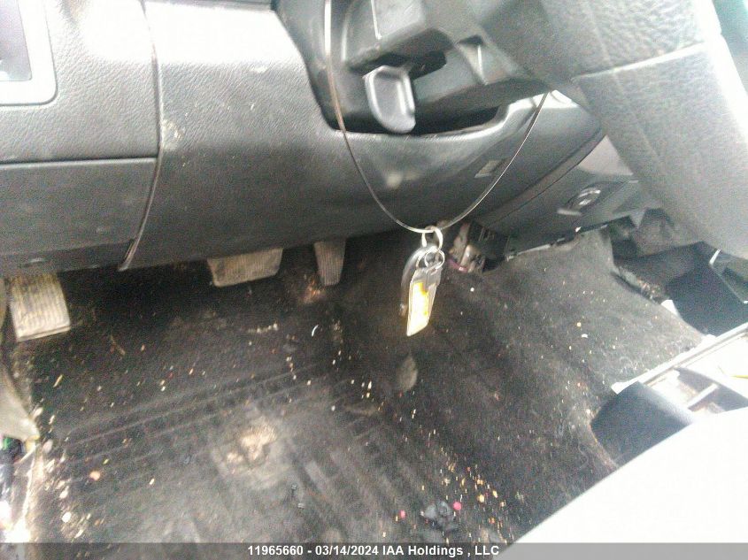 2017 Ram 1500 St VIN: 3C6RR7KT8HG792569 Lot: 11965660