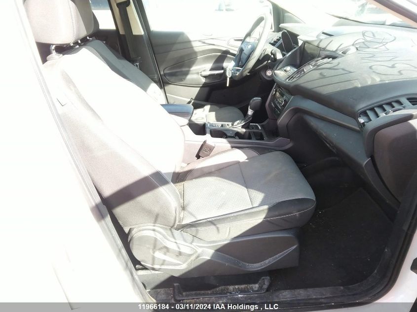 2017 Ford Escape Se VIN: 1FMCU9G96HUA70645 Lot: 39236291