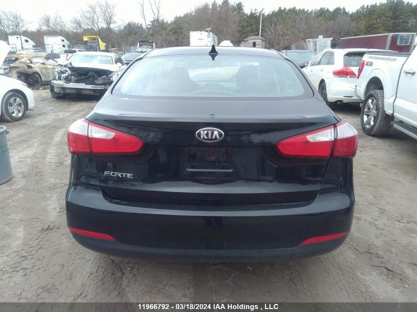 2015 Kia Forte VIN: KNAFX4A60F5288062 Lot: 11966792