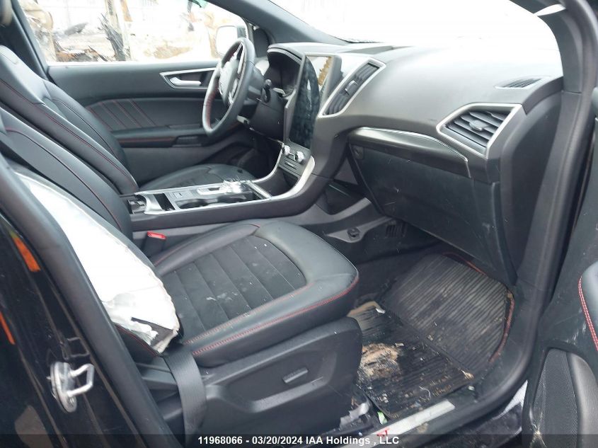 2024 Ford Edge VIN: 2FMPK4J9XRBA38114 Lot: 39236475