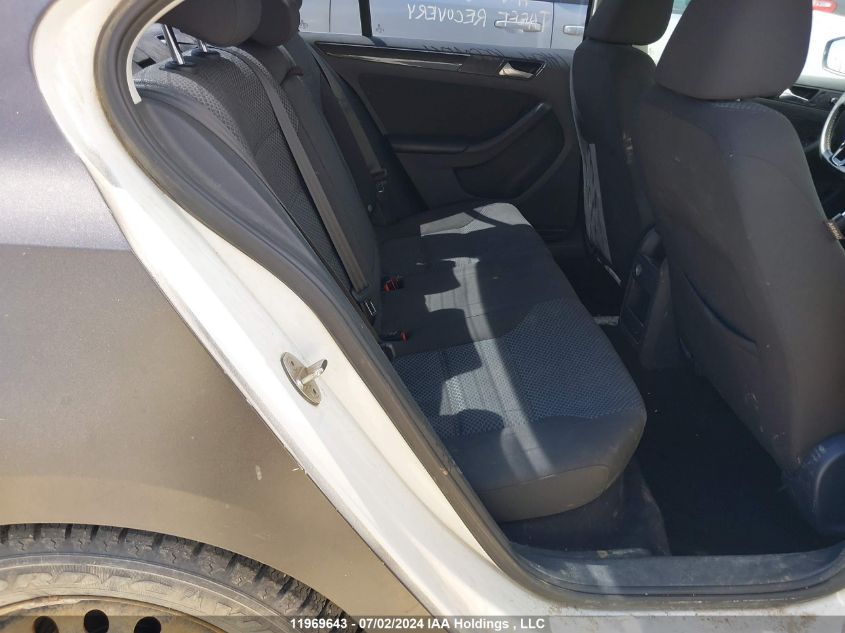 2016 Volkswagen Jetta Comfortline VIN: 3VWD07AJ2GM403239 Lot: 11969643