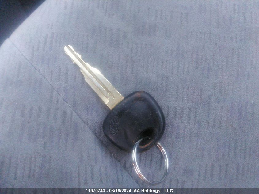 2004 Hyundai Elantra VIN: KMHDN45D44U904093 Lot: 11970743