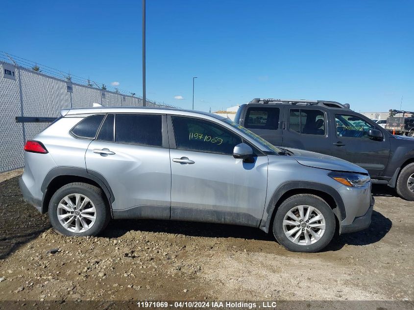 2022 Toyota Corolla Cross Le VIN: 7MUCAABGXNV001211 Lot: 11971069