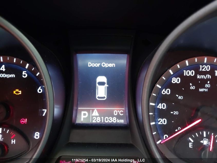 2014 Hyundai Santa Fe Sport 2.4 Base VIN: 5XYZT3LB7EG189390 Lot: 11971254