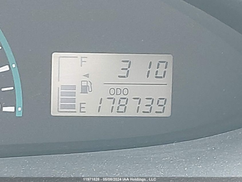 2010 Toyota Yaris VIN: JTDBT9K32A1363925 Lot: 11971828