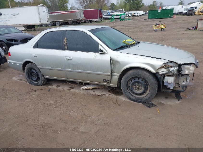 2000 Toyota Camry Ce/Ce V6/Le VIN: JT2BG22K7Y0463188 Lot: 11972233