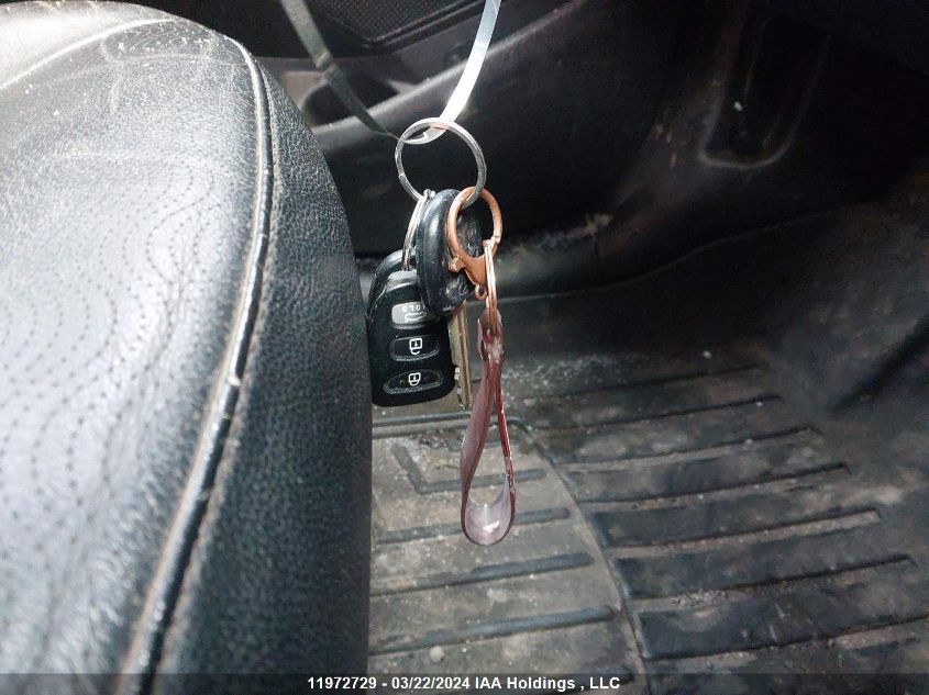 2013 Hyundai Elantra Limited VIN: 5NPDH4AE7DH176032 Lot: 39241393