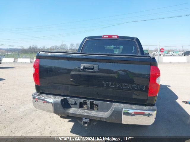 2017 Toyota Tundra Sr5 Plus 5.7L V8 VIN: 5TFDY5F12HX634713 Lot: 11973071