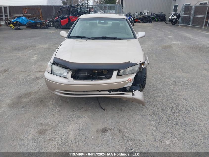 2000 Toyota Camry Ce/Le/Xle VIN: JT2BG22K4Y0498142 Lot: 11974684