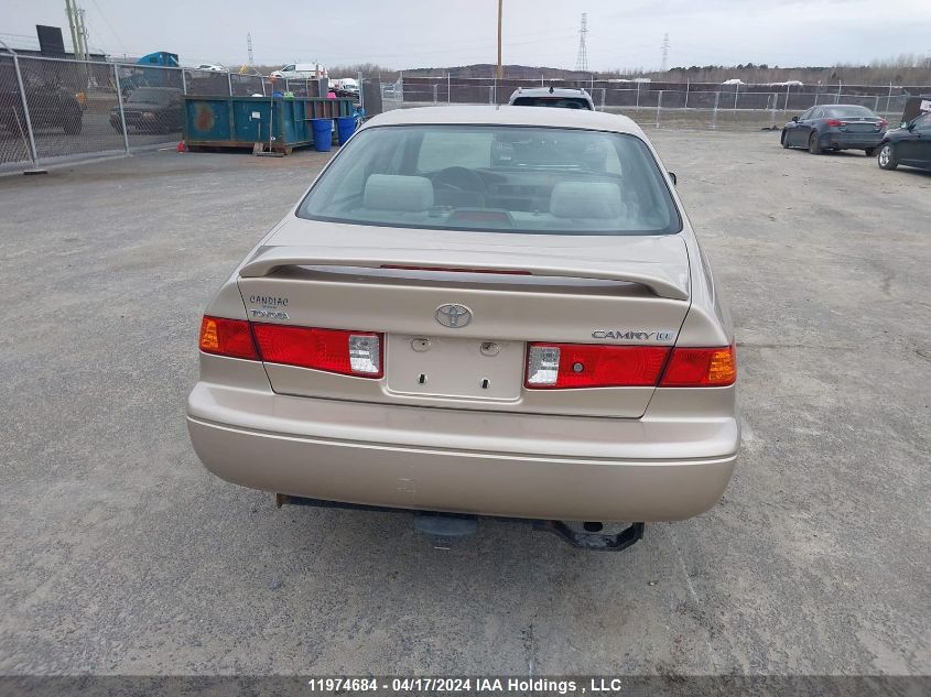 2000 Toyota Camry Ce/Le/Xle VIN: JT2BG22K4Y0498142 Lot: 11974684