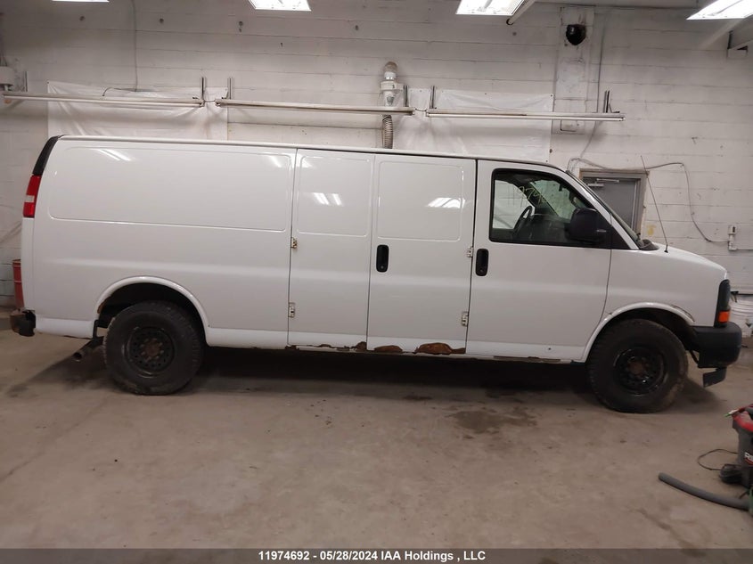 2017 Chevrolet Express Cargo Van VIN: 1GCWGBFF0H1124238 Lot: 11974692