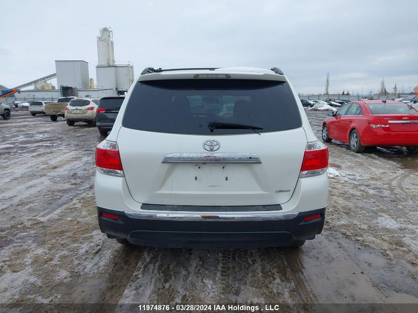 2013 Toyota Highlander Plus/Se VIN: 5TDBK3EH4DS271004 Lot: 11974876