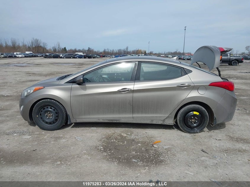 2013 Hyundai Elantra Gls/Limited VIN: 5NPDH4AE1DH364478 Lot: 11975283