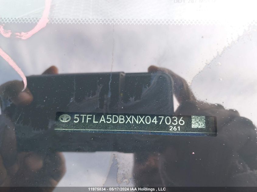 2022 Toyota Tundra Crewmax Sr/Crewmax Sr5 VIN: 5TFLA5DBXNX047036 Lot: 11975834