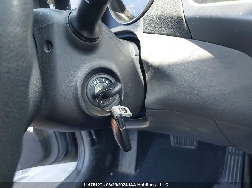 2014 Hyundai Elantra Se/Sport/Limited VIN: 5NPDH4AE7EH461220 Lot: 11976127