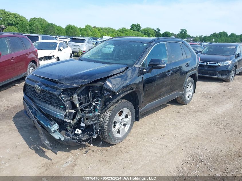 2020 Toyota Rav4 Xle/Xle Premium VIN: 2T3R1RFV5LW120131 Lot: 11976470